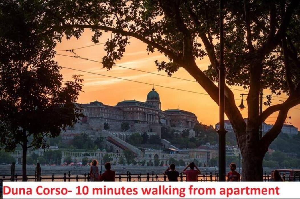 Full Danube -castle Panorama Classic Appartement *