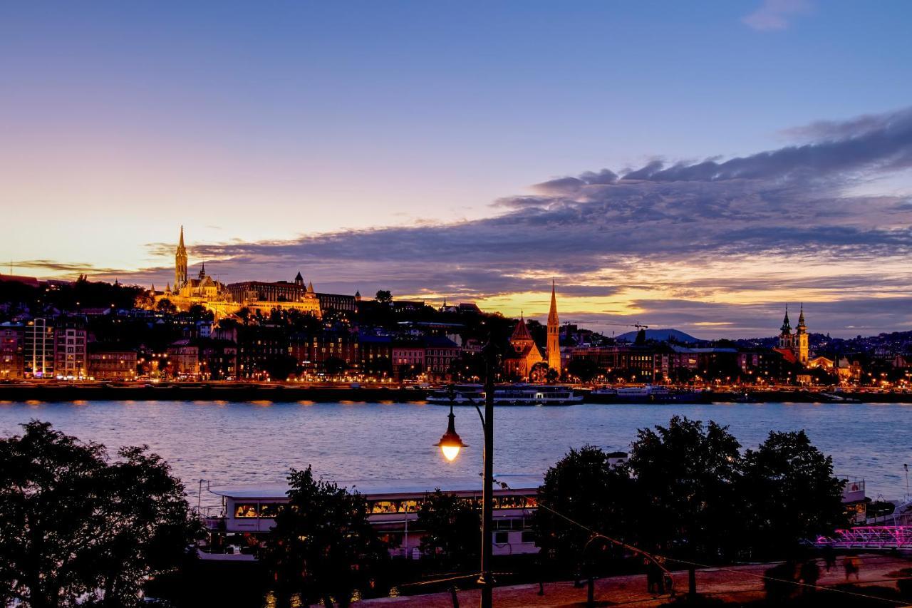 Full Danube -castle Panorama Classic Budapešť